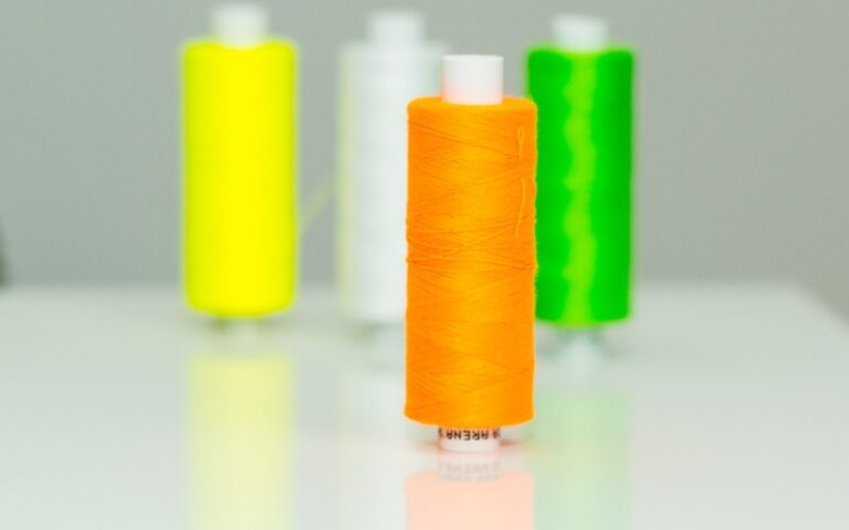 jak nauczyć się szyć